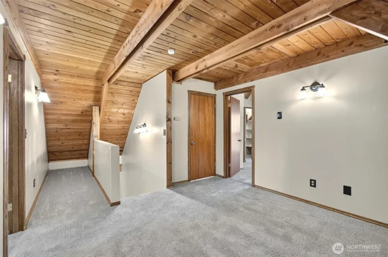 Upstairs living area